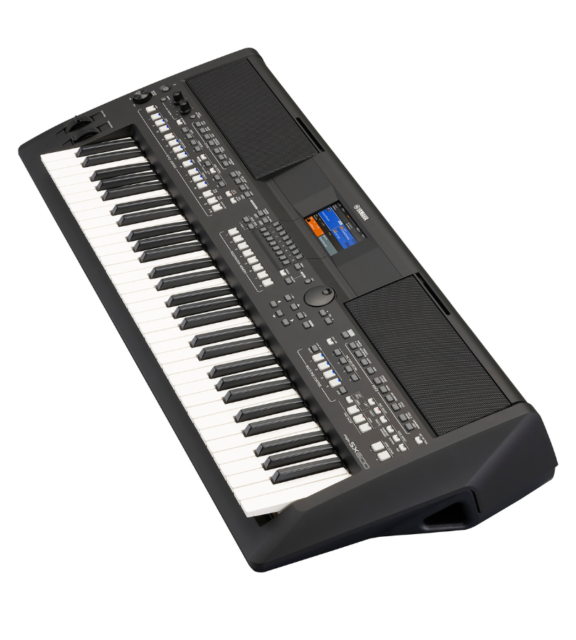 YAMAHA PSR SX600 KEYBOARD