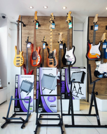 On-Stage RS7000 Tilt-Back Amp Stand - Image 3